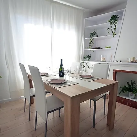 Sunny Apartment Sitges